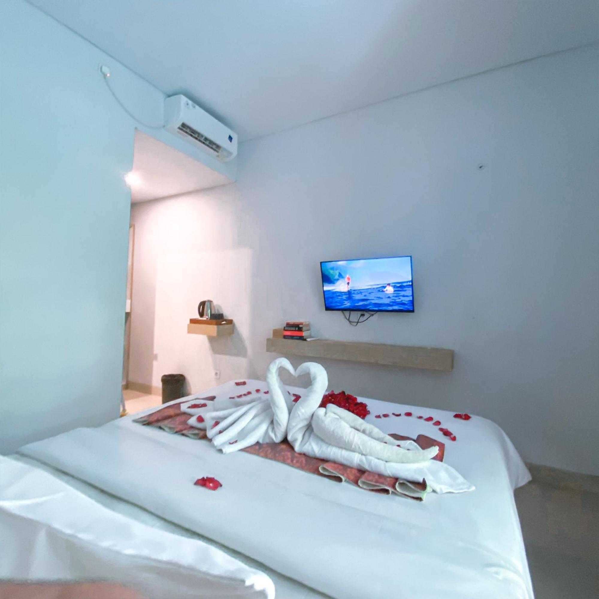 Manuver Surf And Stay Uluwatu Bali جيمباران المظهر الخارجي الصورة
